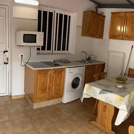 Апартаменты Medinas *