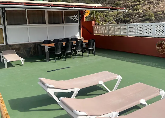 Apartament Medinas *